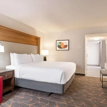 Doubletree By Hilton Fort Worth South Exterior photo