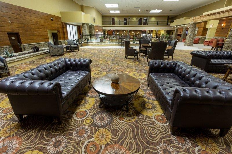 Doubletree By Hilton Worth South Hotel