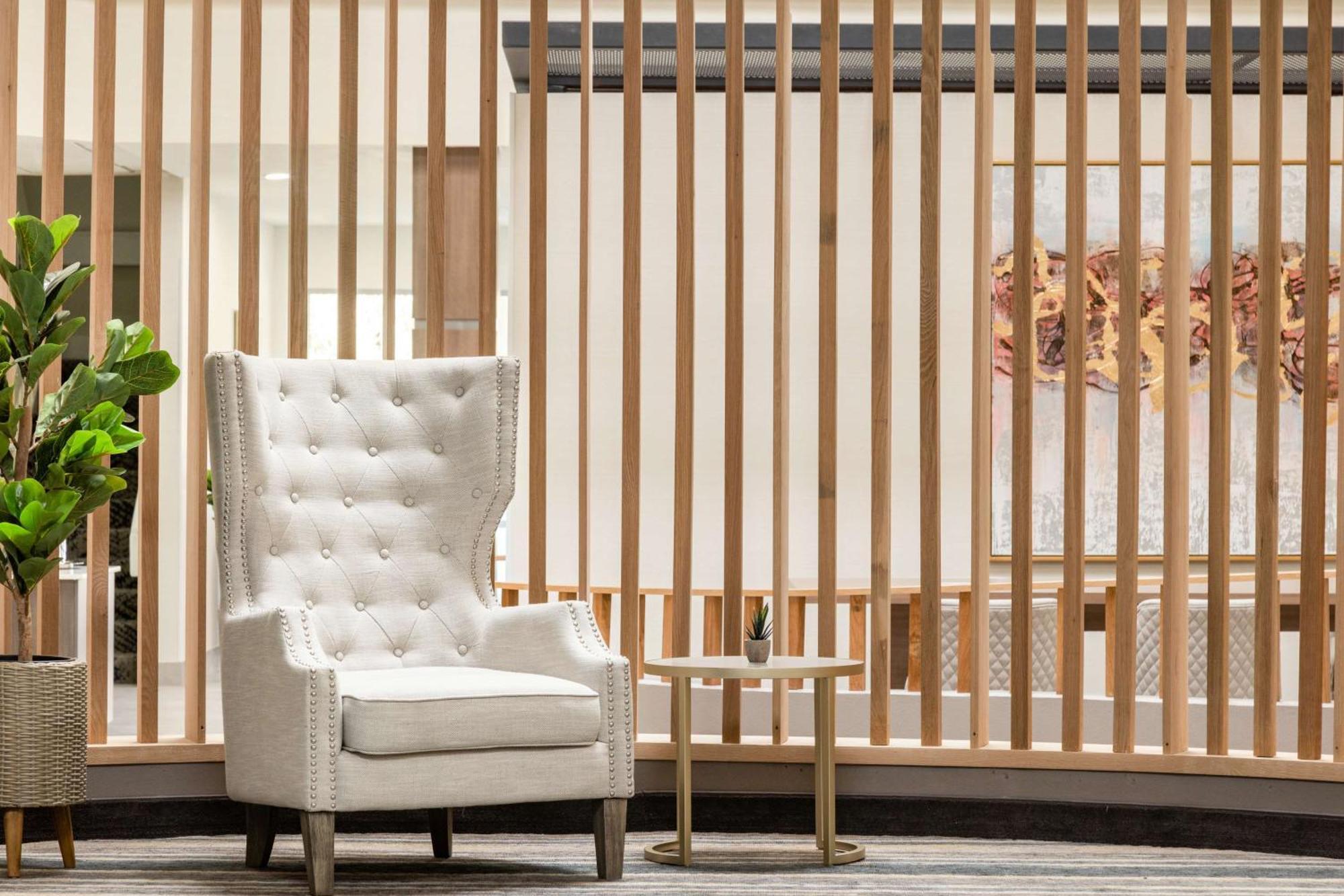 Doubletree By Hilton Worth South 4*