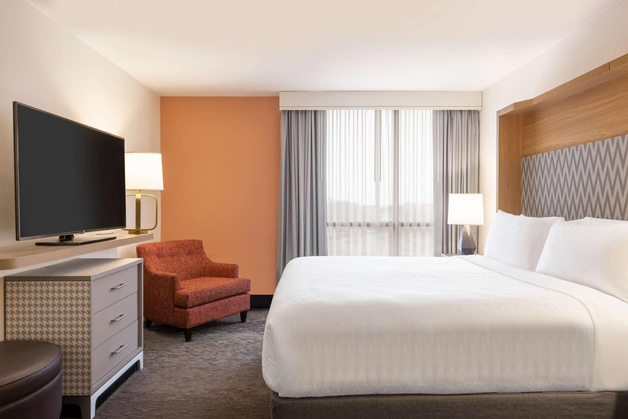Doubletree By Hilton Worth South 4*